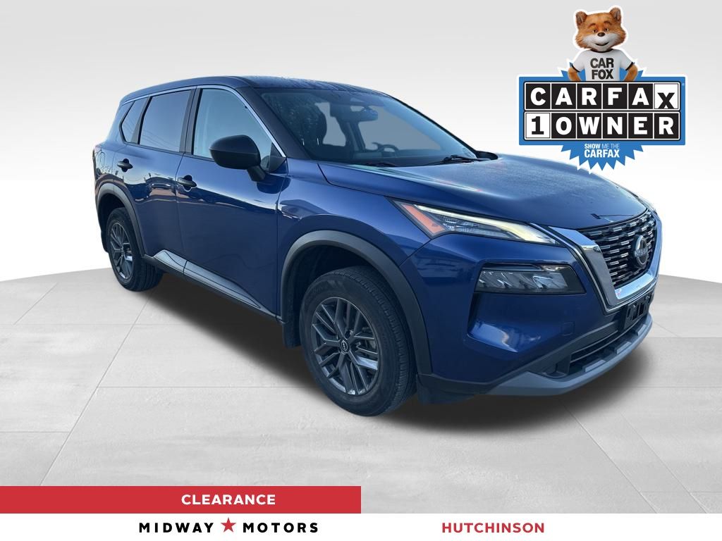 2023 Nissan Rogue S's photo