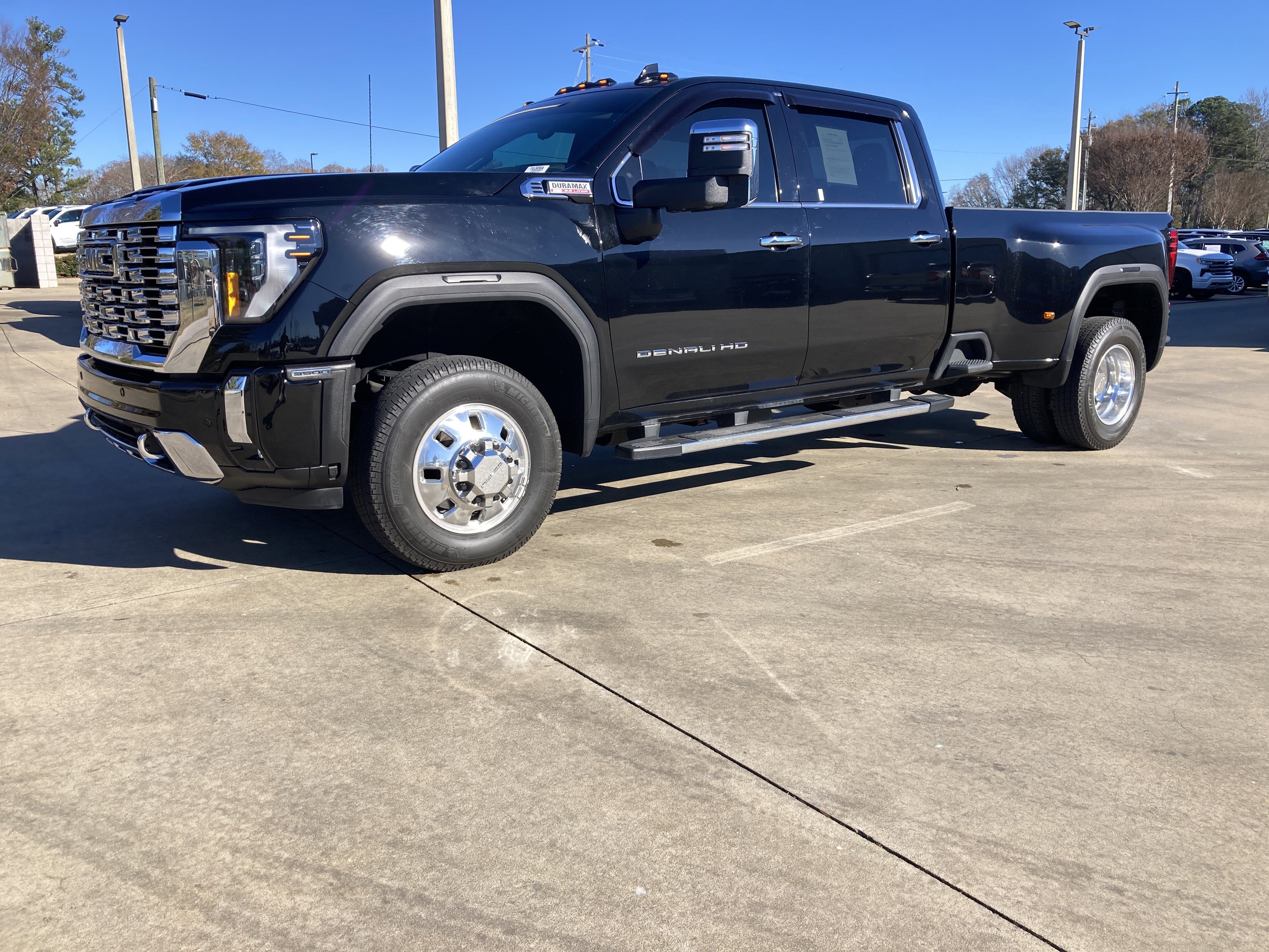 2024 GMC Sierra 3500HD Denali's photo