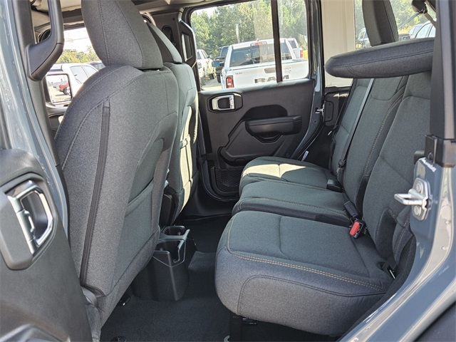 2025 Jeep Wrangler Sport photo 6