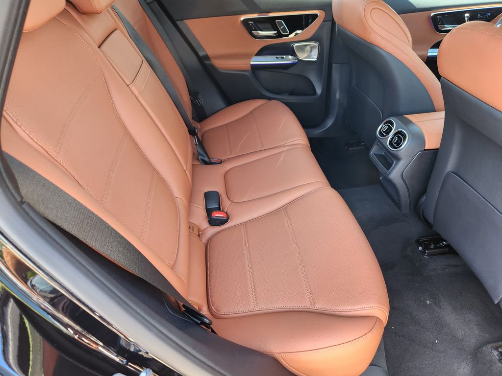 2026 Mercedes Benz GLC 300 4MATIC photo 16