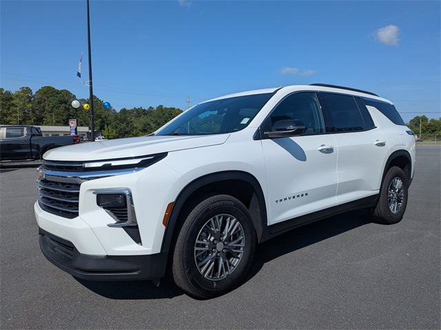 2025 Chevrolet Traverse photo 7