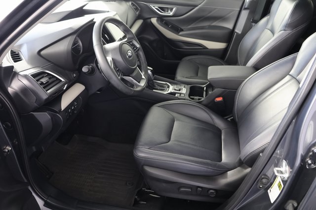 2022 Subaru Forester Limited photo 16