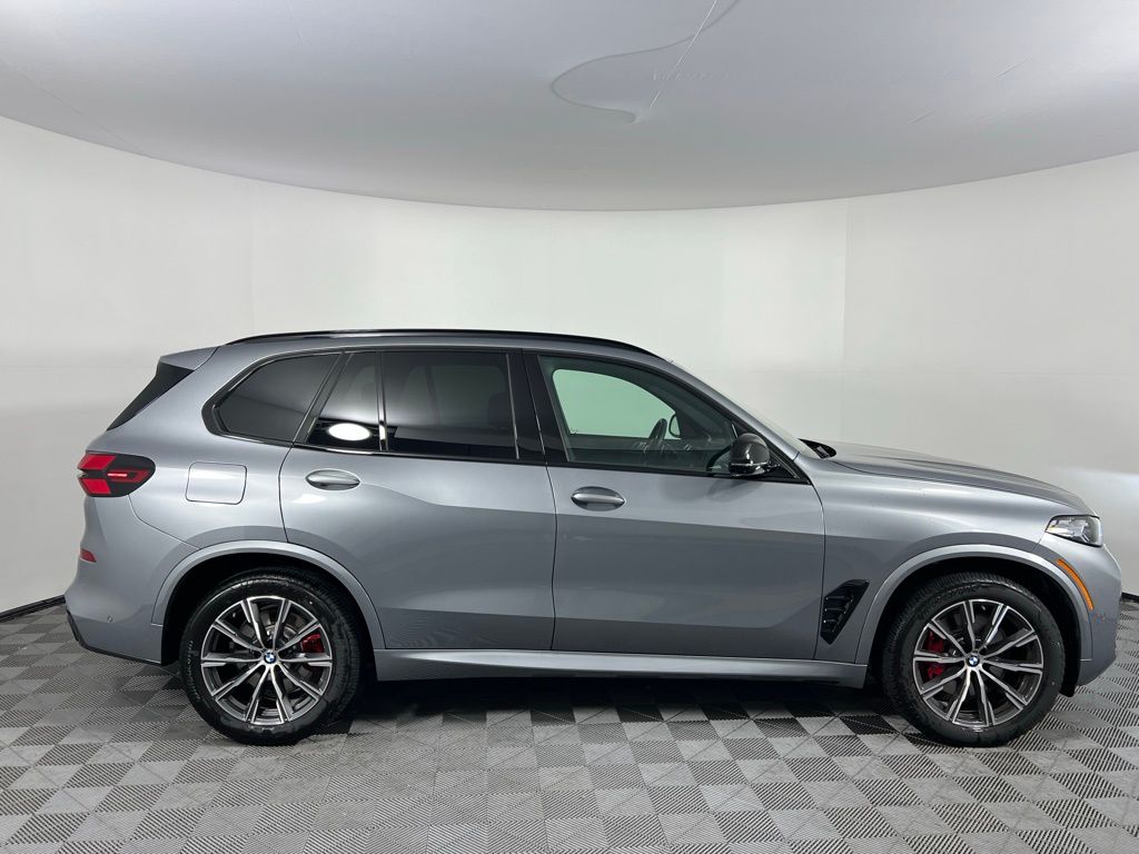2025 Bmw X5 M60i photo 4