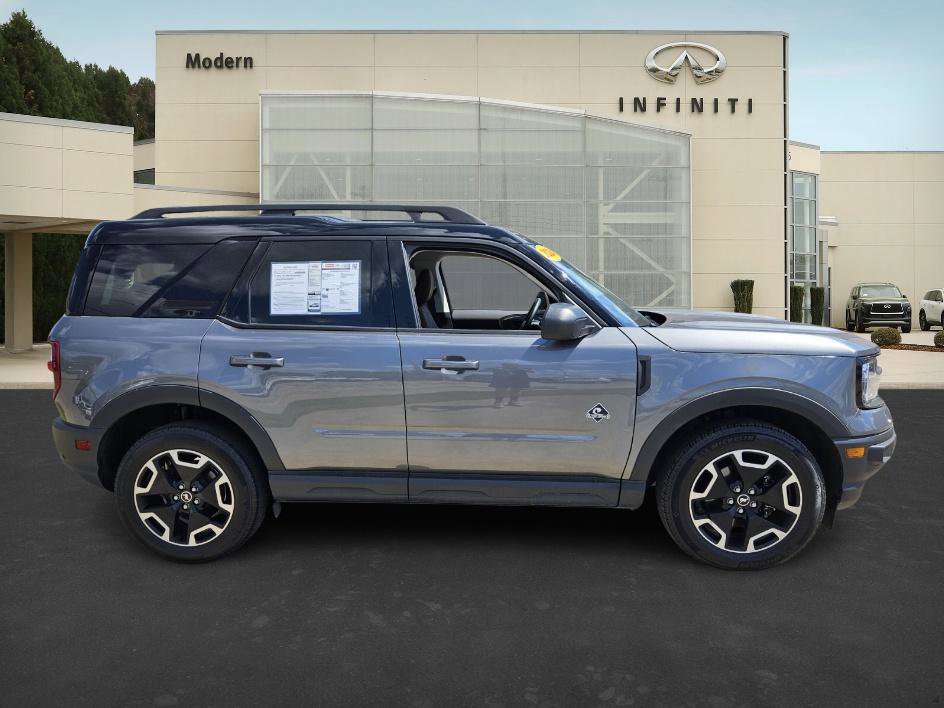 2024 Ford Bronco Sport Outer Banks photo 3