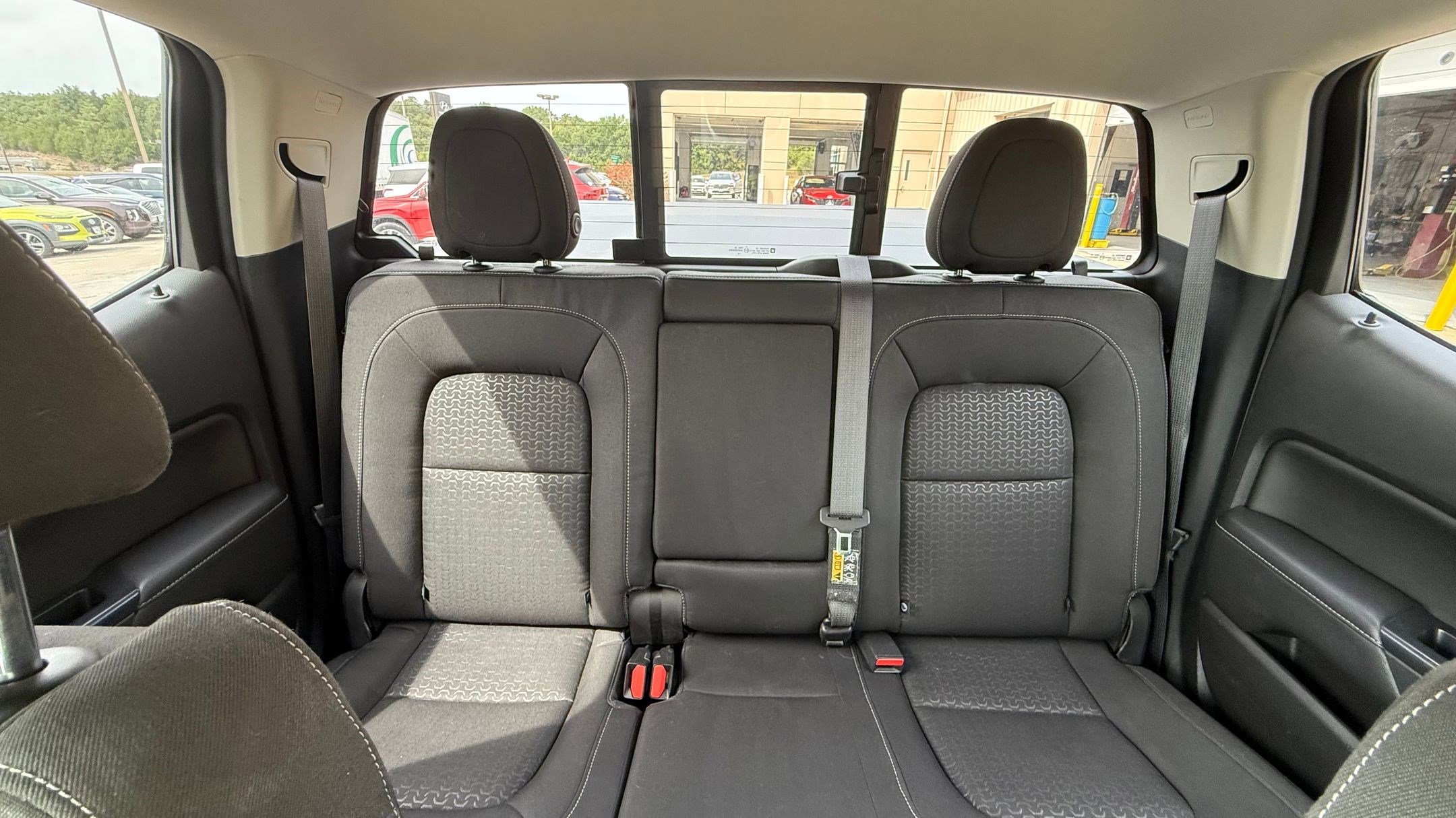 2017 Gmc Canyon SLE photo 26