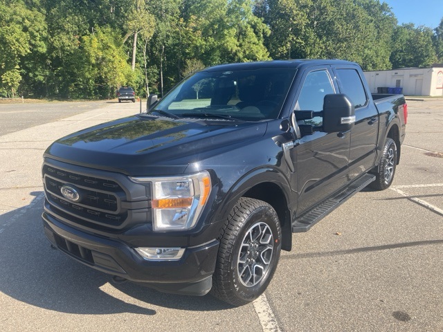 2022 Ford F-150 XLT's photo