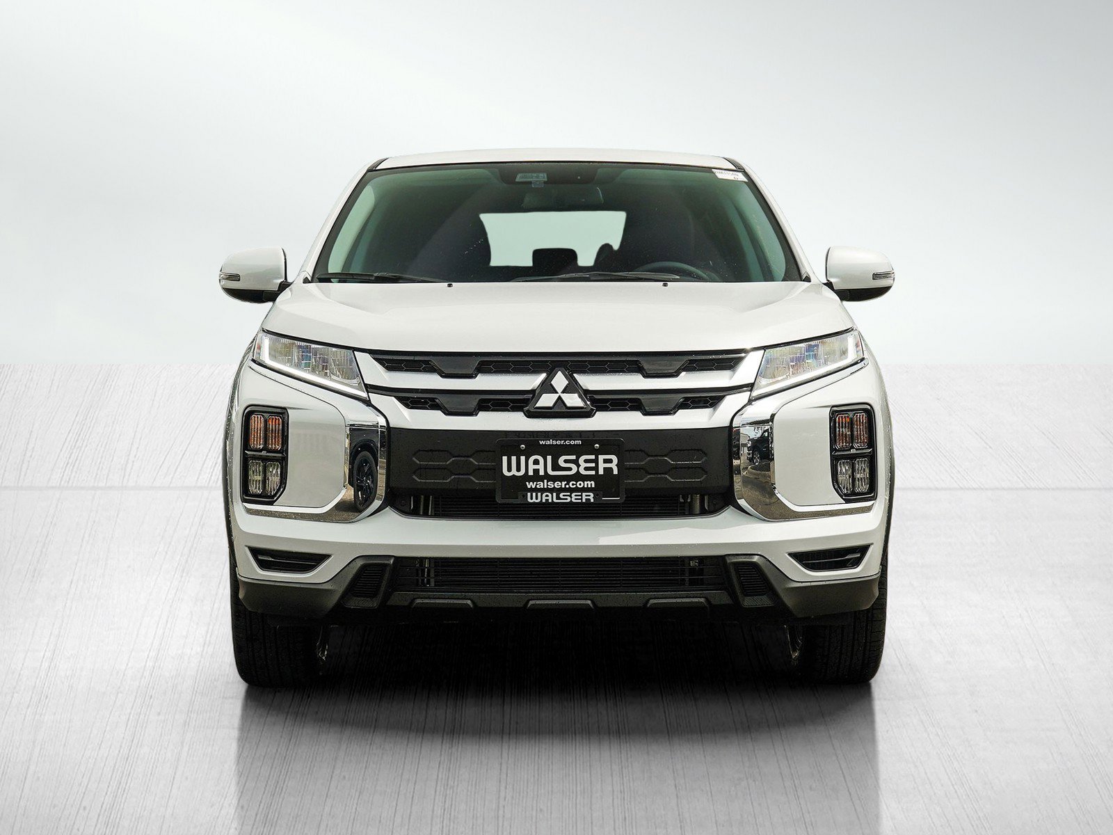 2025 Mitsubishi Outlander Sport SE photo 2