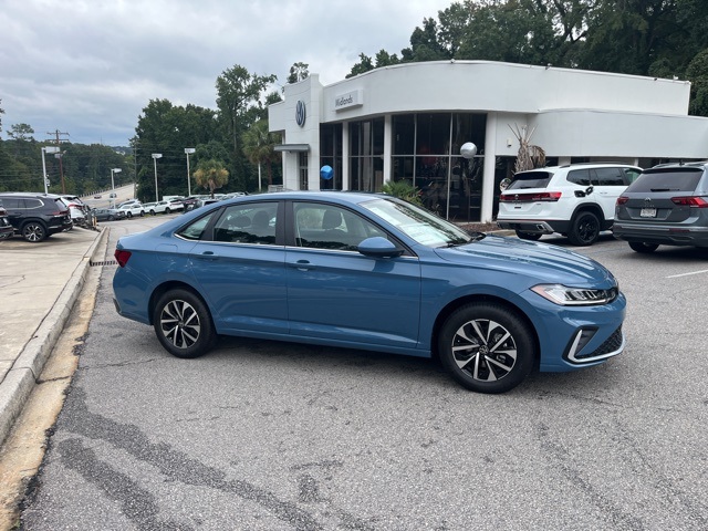 2026 Volkswagen Jetta 1.5T S photo 2