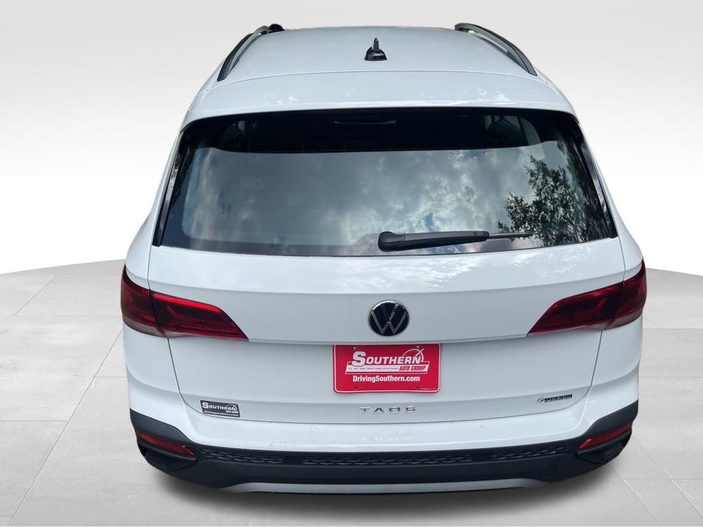 2024 Volkswagen Taos S photo 5