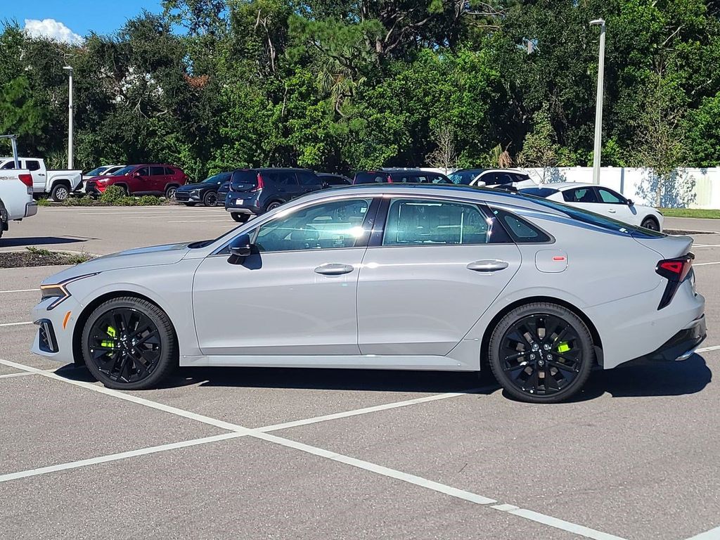 2026 Kia K5 GT photo 8