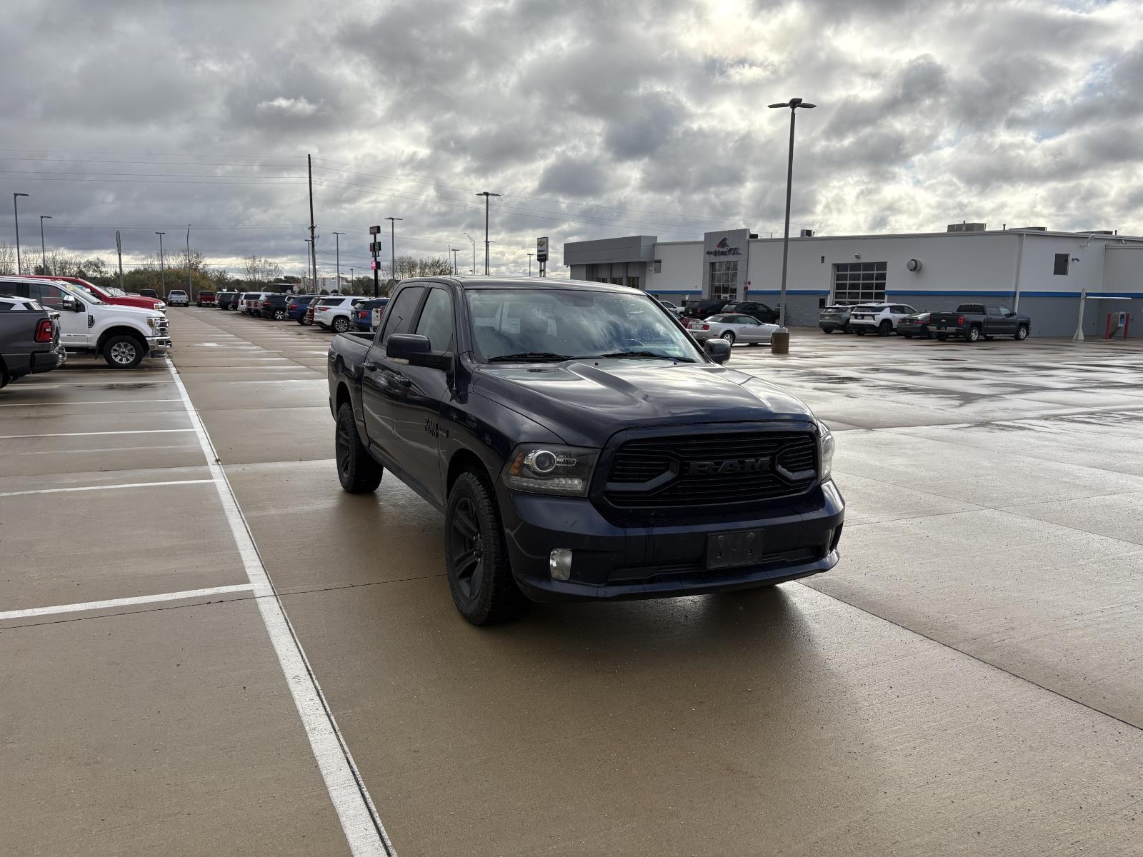 2018 Ram 1500 Sport photo 4