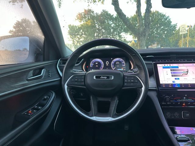 2021 Jeep Grand Cherokee Limited photo 18