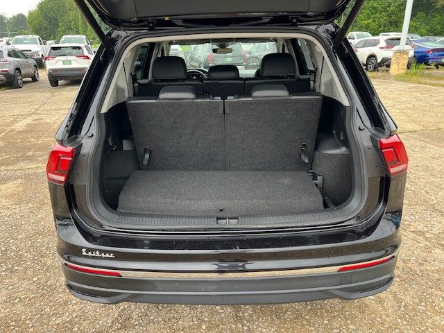 2024 Volkswagen Tiguan SE Wolfsburg Edition photo 33