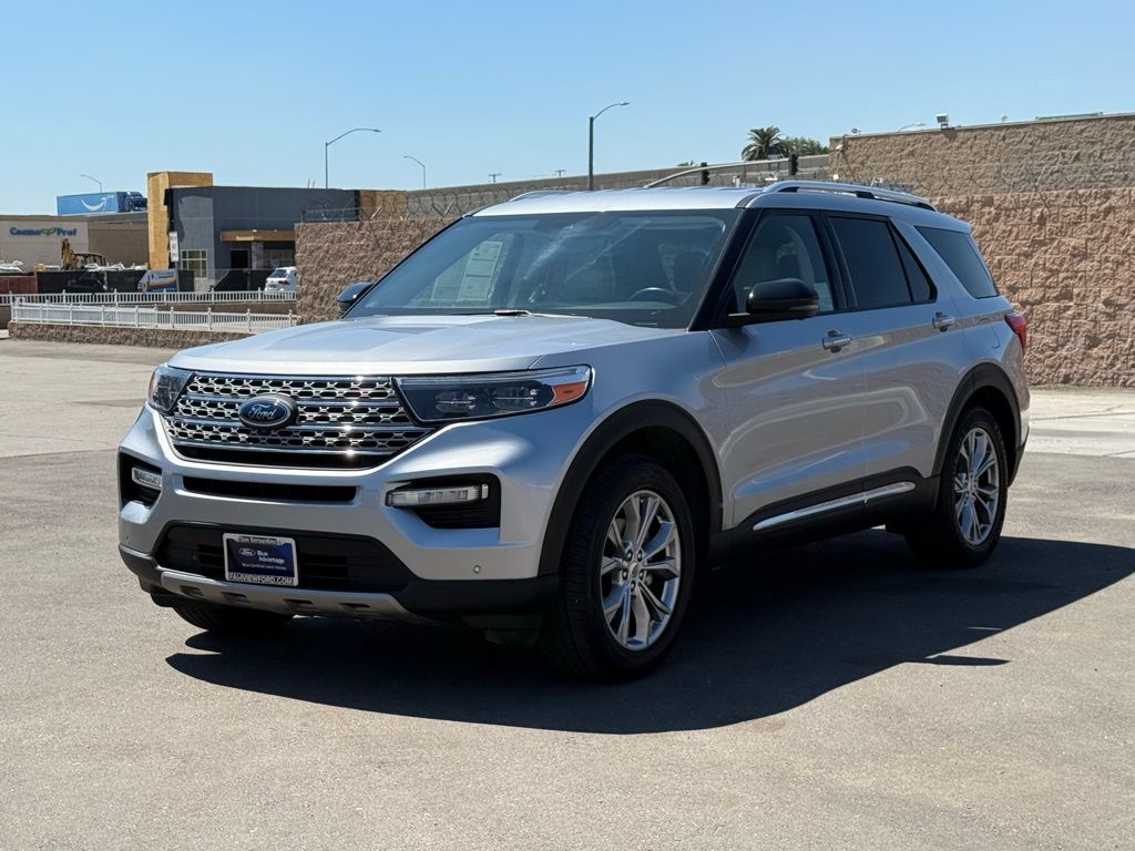 2022 Ford Explorer Limited photo 2