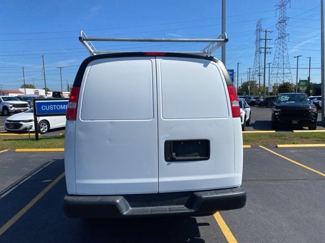 2020 Chevrolet Express Cargo Van 2500 photo 2