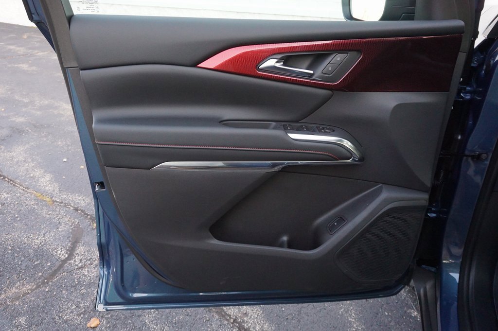 2026 Chevrolet Traverse Z71 photo 23