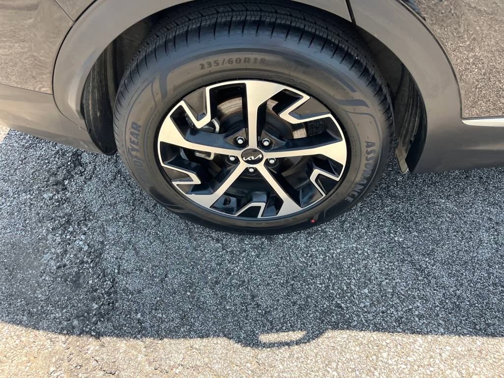 2024 Kia Sportage EX photo 15