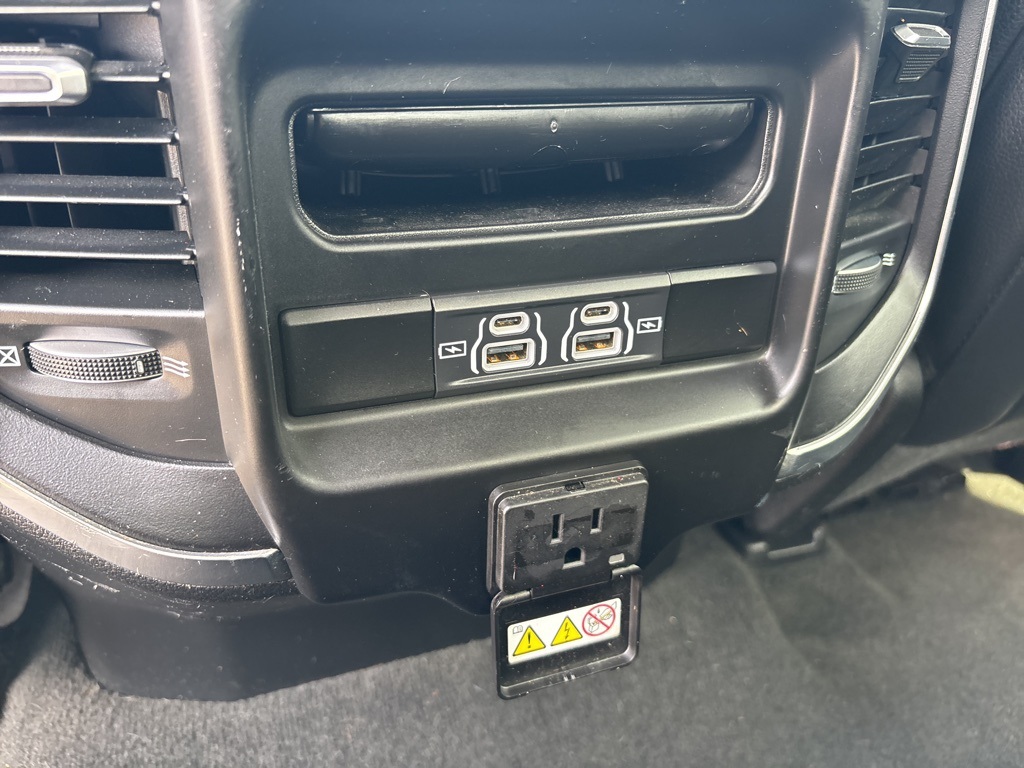 2021 Ram 1500 Laramie photo 30
