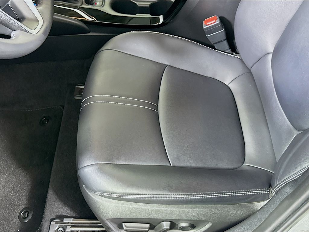 2022 Toyota Corolla XLE photo 18