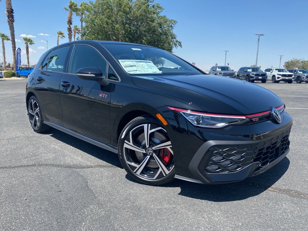 2025 Volkswagen Golf GTI SE's photo