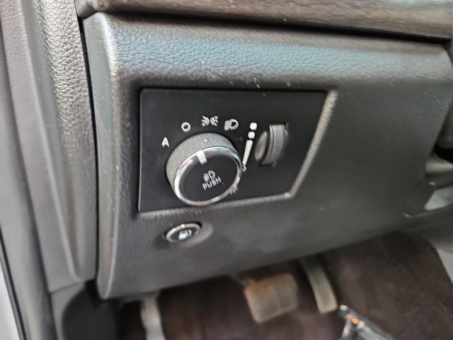 2018 Jeep Grand Cherokee Altitude photo 21