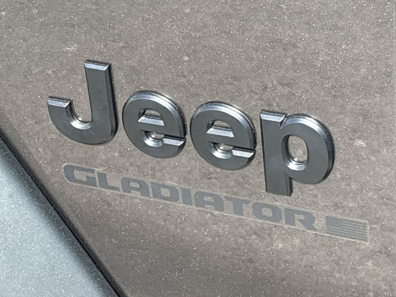 2025 Jeep Gladiator Sport S photo 10