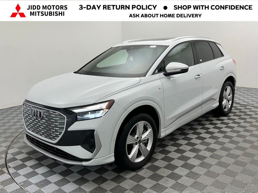 2023 Audi Q4 e-tron Premium Plus's photo