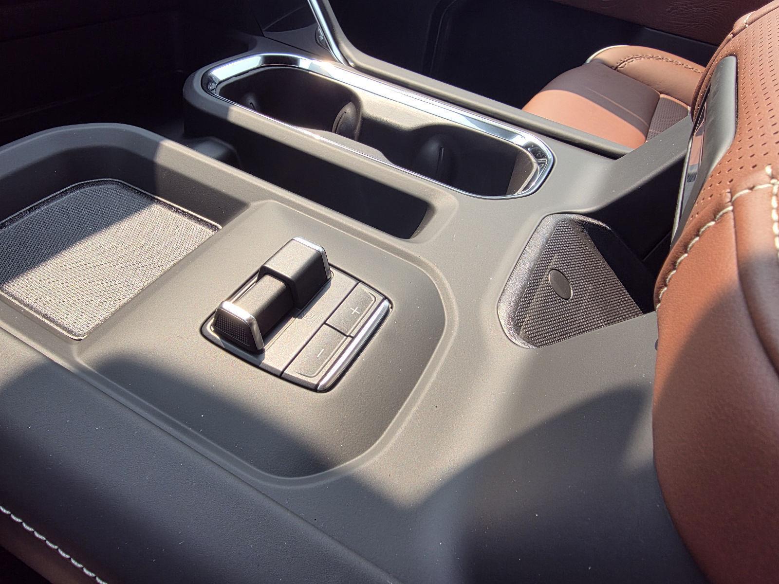 2025 Gmc Sierra 2500 HD Denali Ultimate photo 21