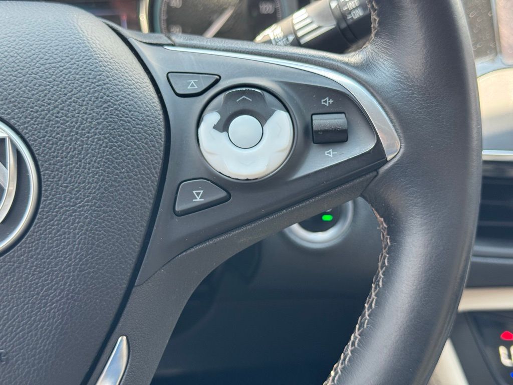 2017 Buick Envision Preferred photo 26