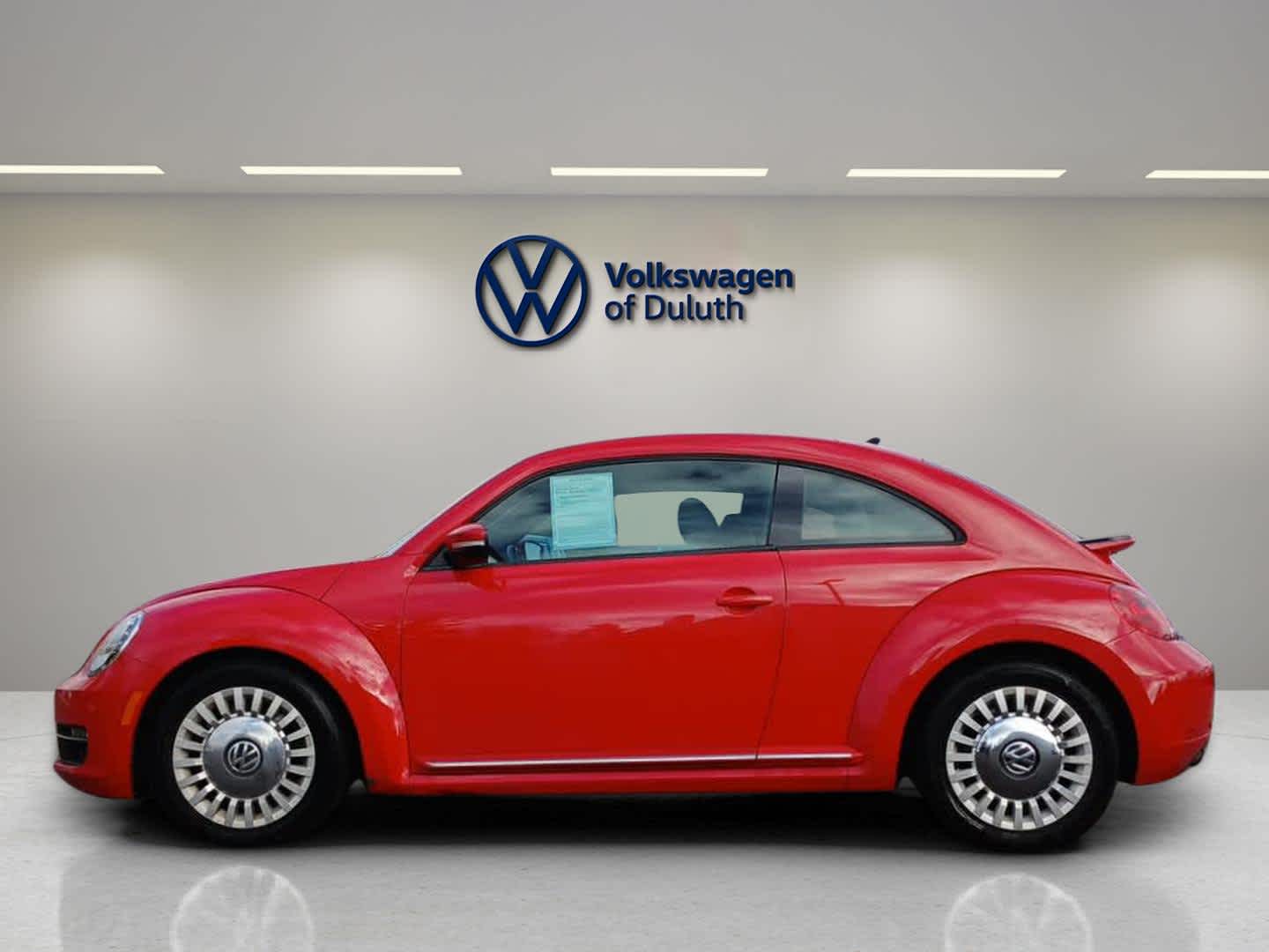 Used 2016 Volkswagen Beetle SE with VIN 3VWJ17AT4GM635133 for sale in Hermantown, Minnesota