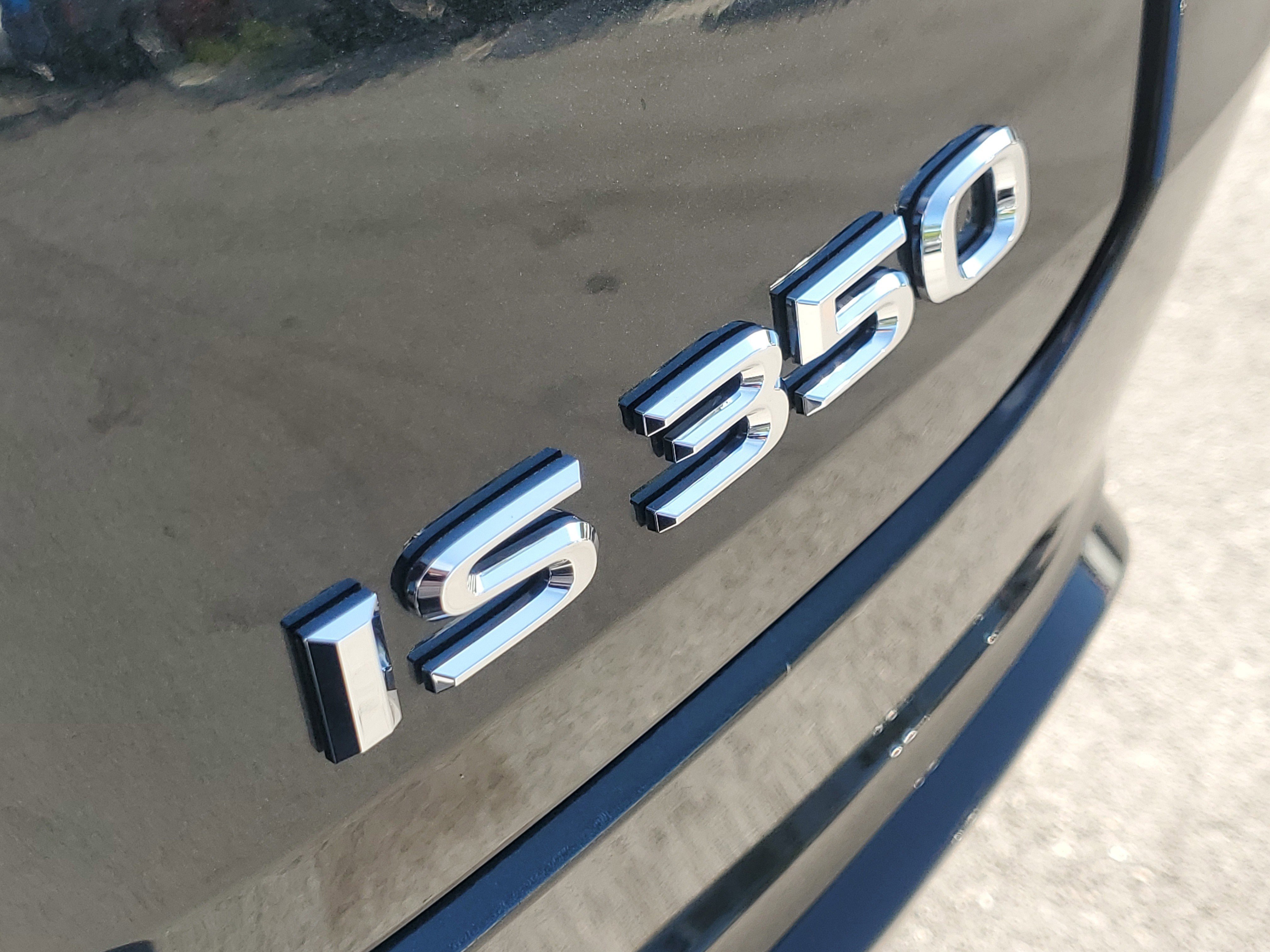 2025 Lexus IS 350 F SPORT photo 7
