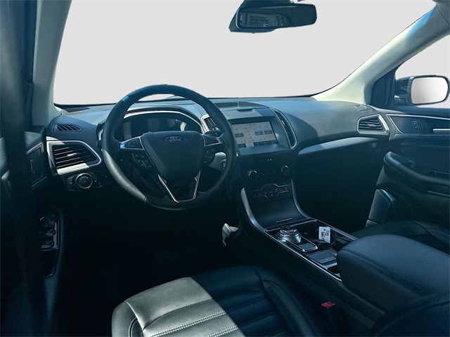 2020 Ford Edge SEL photo 21