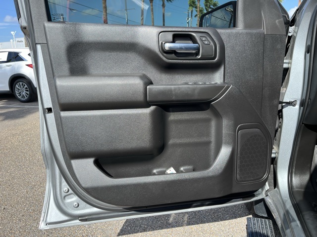 2023 Chevrolet Silverado 1500 Custom photo 27