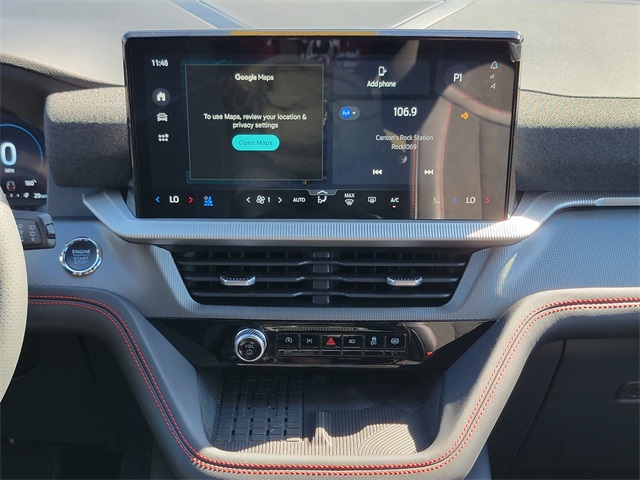 2025 Ford Explorer ST photo 14
