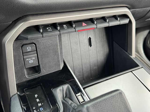 2025 Toyota Sequoia SR5 photo 14