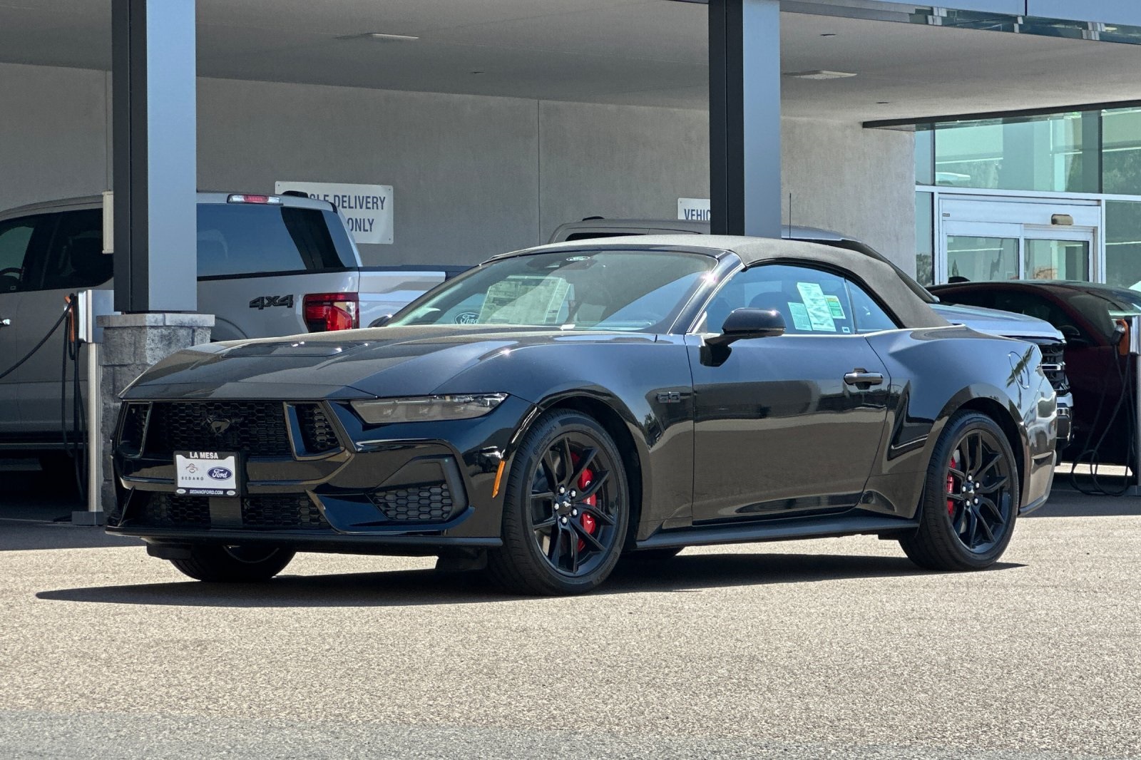 2025 Ford Mustang GT Premium Convertible photo 7