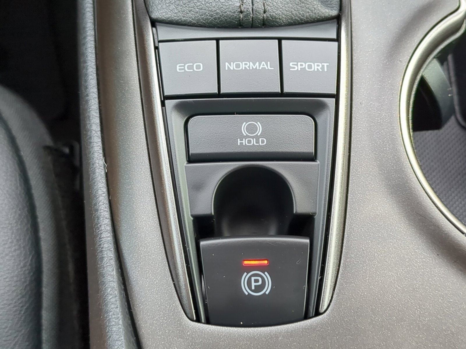2021 Toyota Camry XSE photo 13