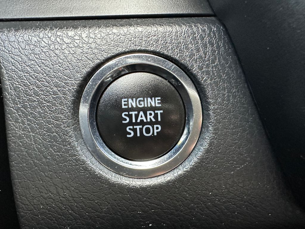 2021 Toyota Camry LE photo 22