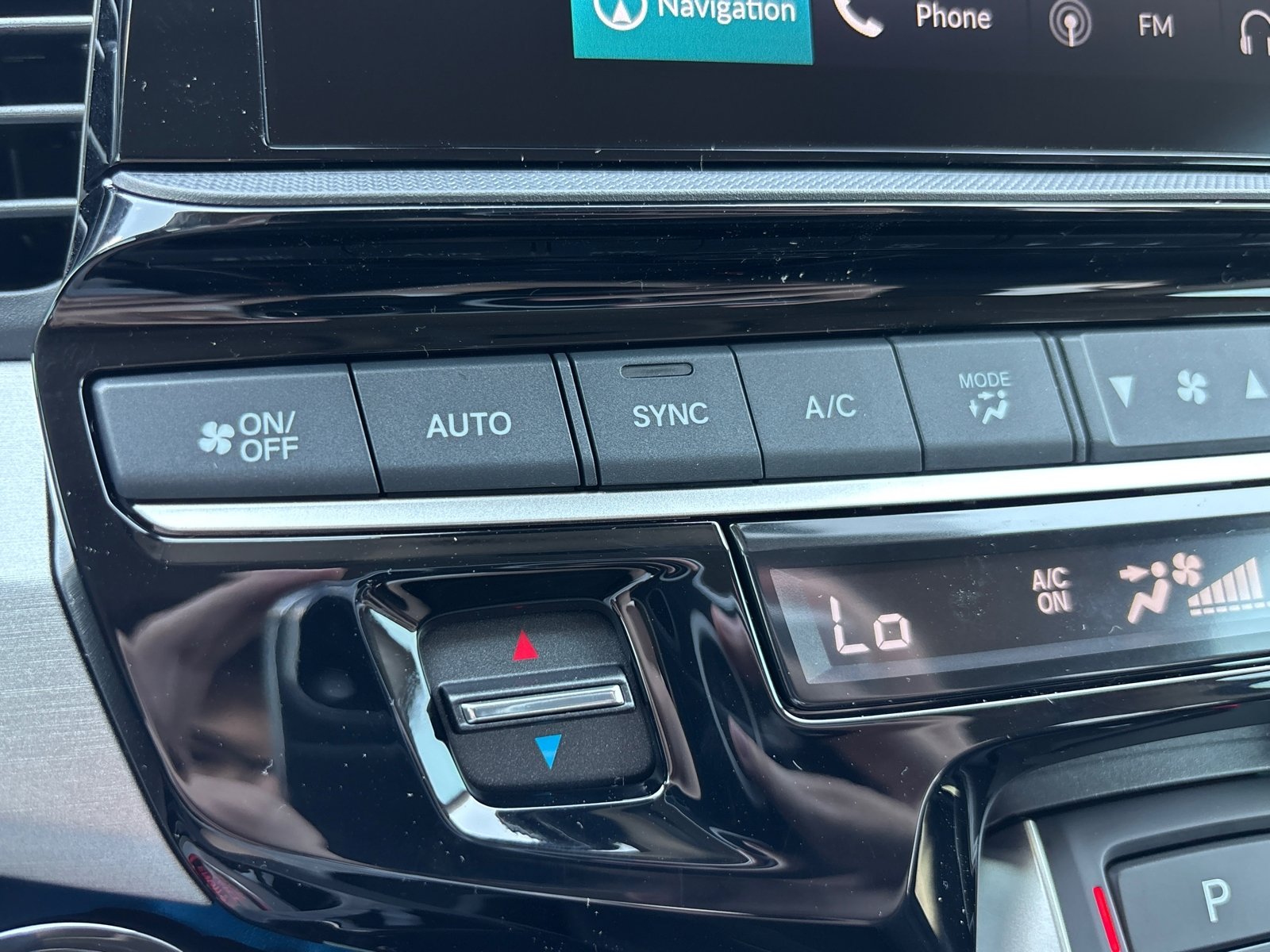 2026 Honda Odyssey Touring photo 7