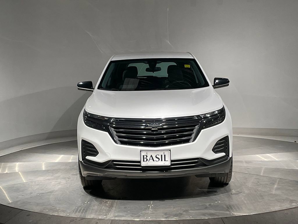 2024 Chevrolet Equinox LS photo 4
