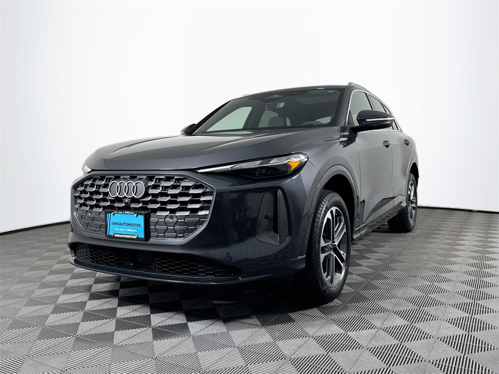 2025 Audi New Q5 Premium's photo