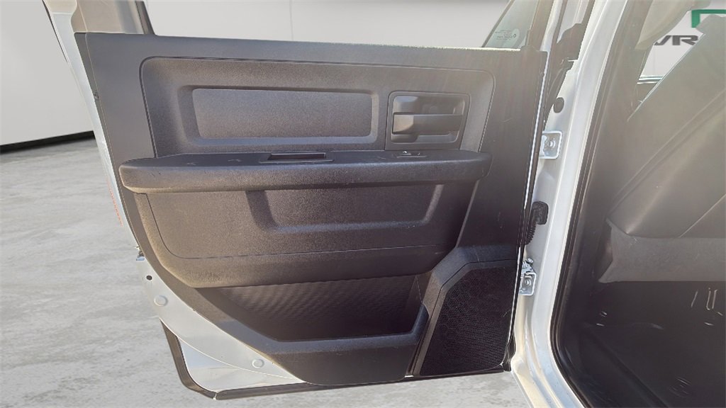 2017 Ram 2500 Tradesman photo 47