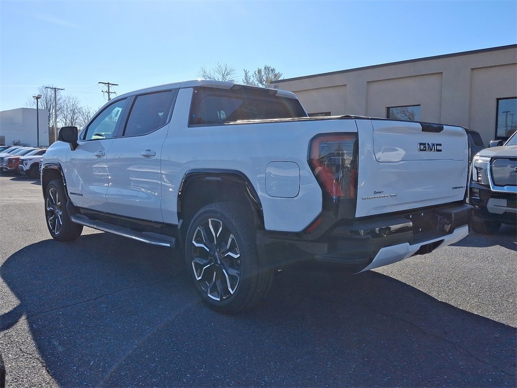 2025 Gmc Sierra EV Denali photo 2