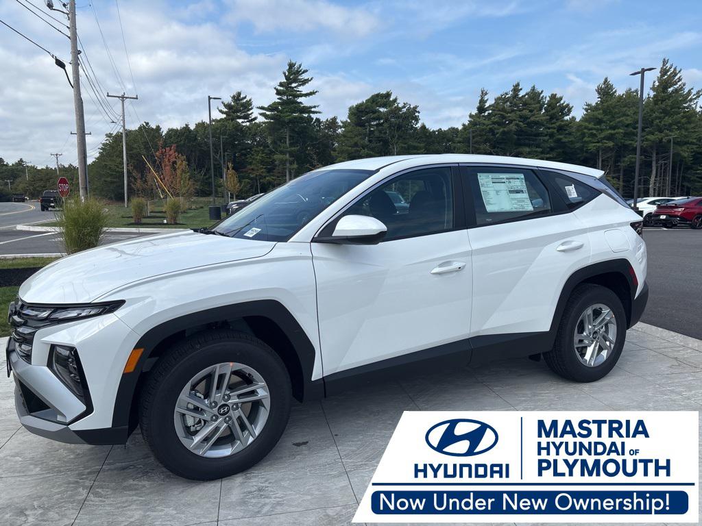 2026 Hyundai Tucson SE's photo