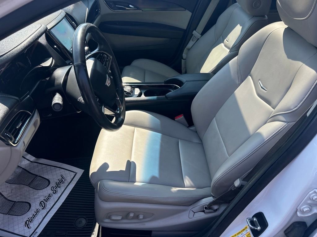 2017 Cadillac ATS Base photo 14