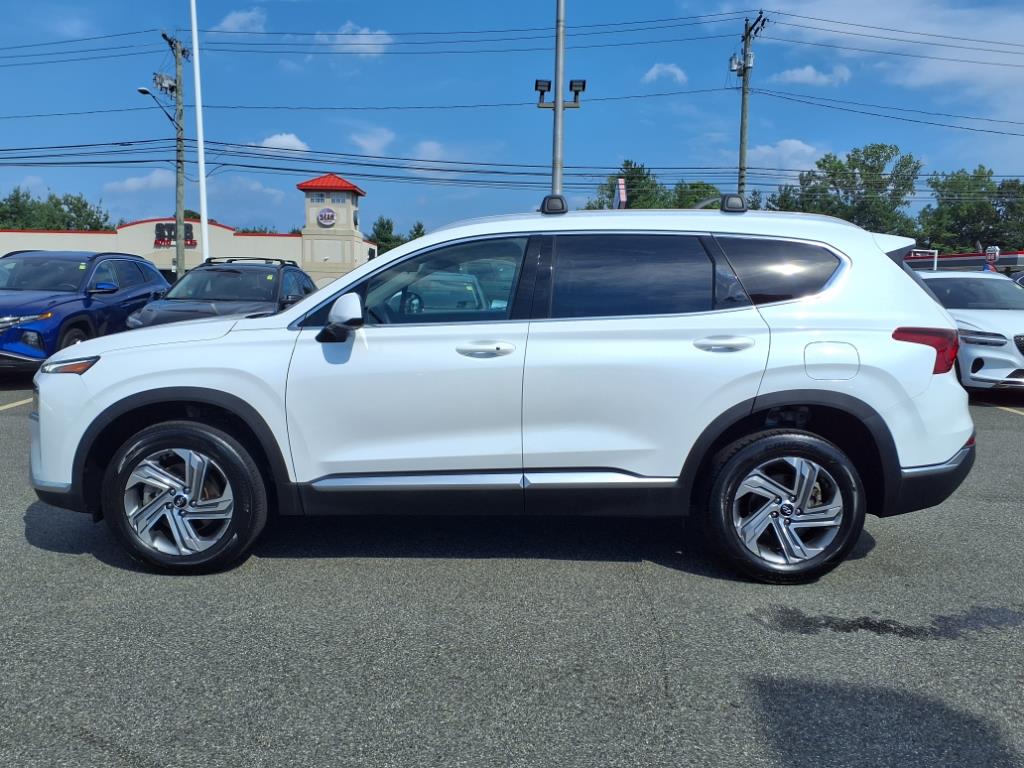 2022 Hyundai Santa Fe SEL photo 2