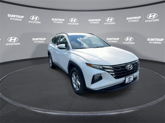 2022 Hyundai Tucson SEL photo 2