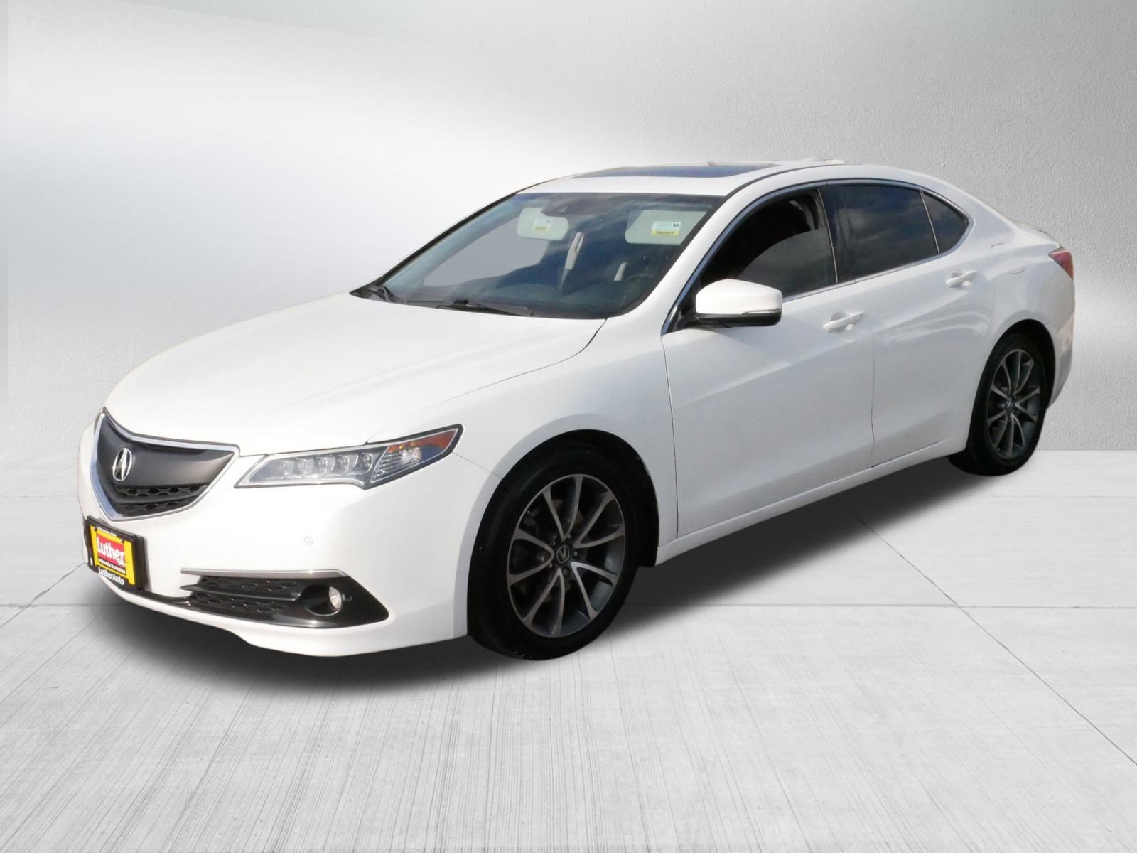 2015 Acura TLX SH-AWD Advance photo 3