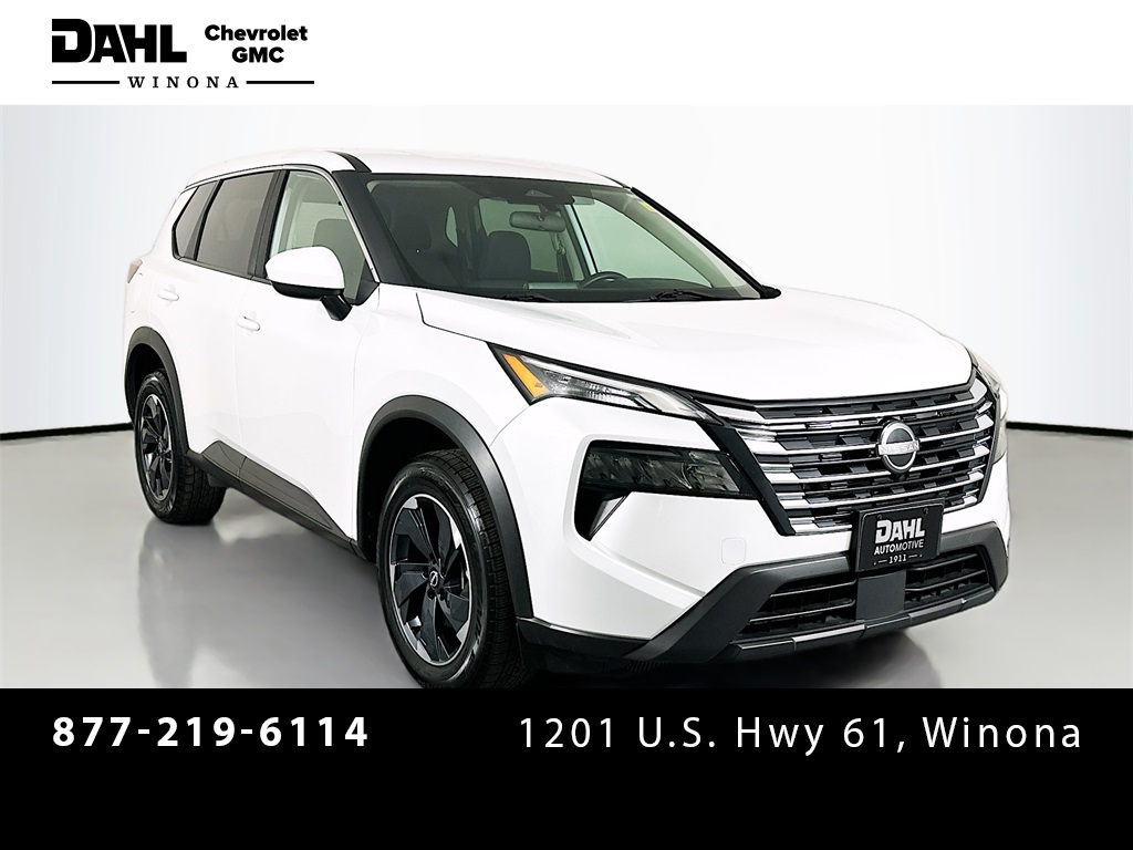 2024 Nissan Rogue SV's photo