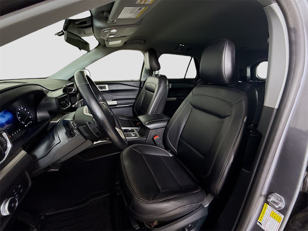 2021 Ford Explorer XLT photo 8